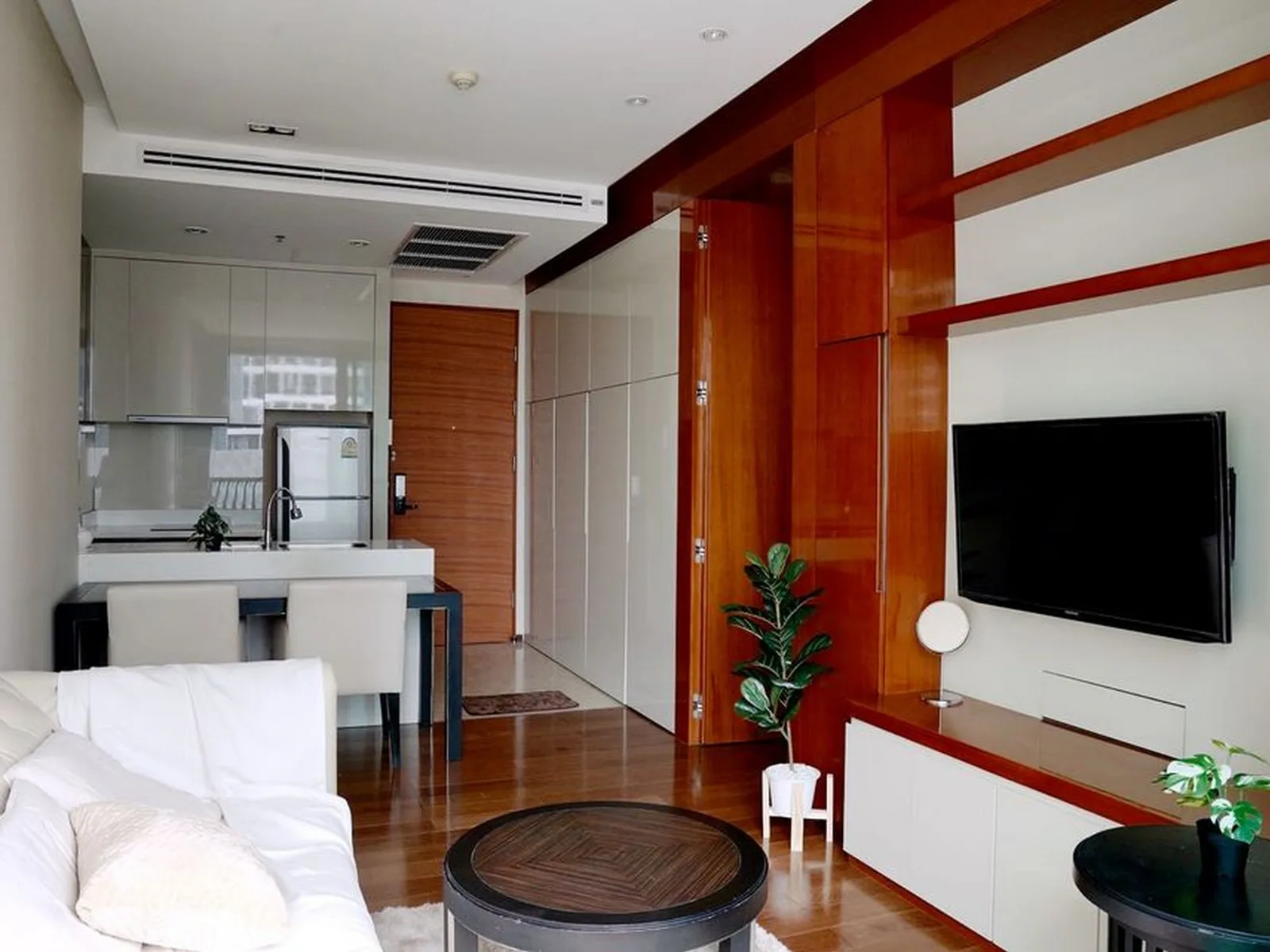 The Address Sukhumvit 28 — photo 2