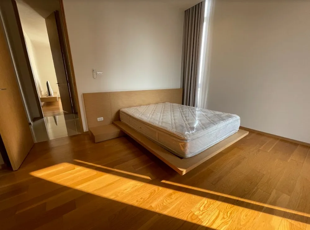 Vana Residences Sukhumvit 26 — photo 3