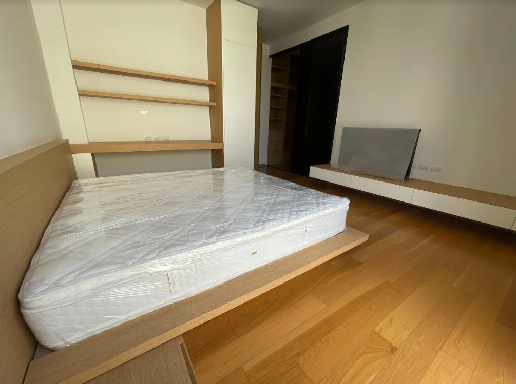 Vana Residences Sukhumvit 26 — photo 4