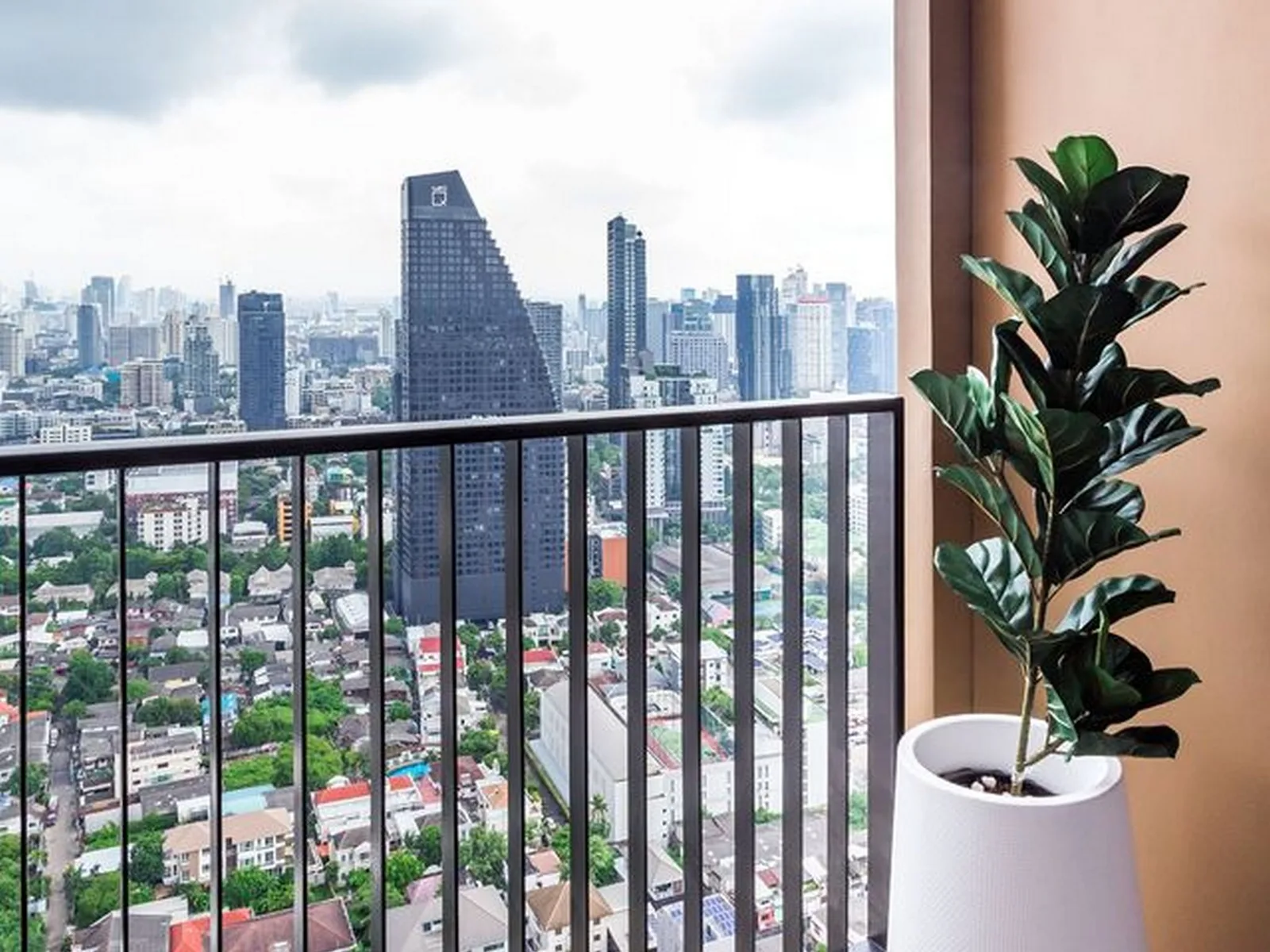 OKA HAUS Sukhumvit 36 — photo 13
