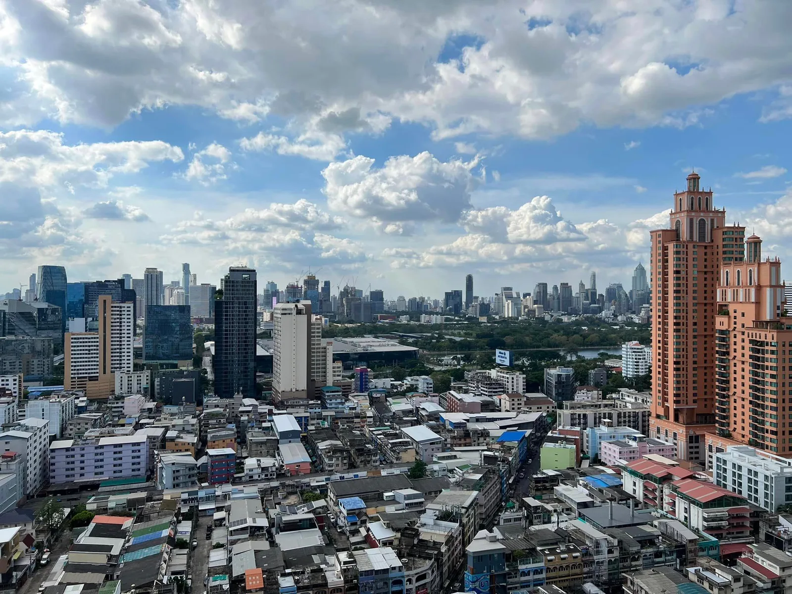 The Lumpini 24 — photo 2