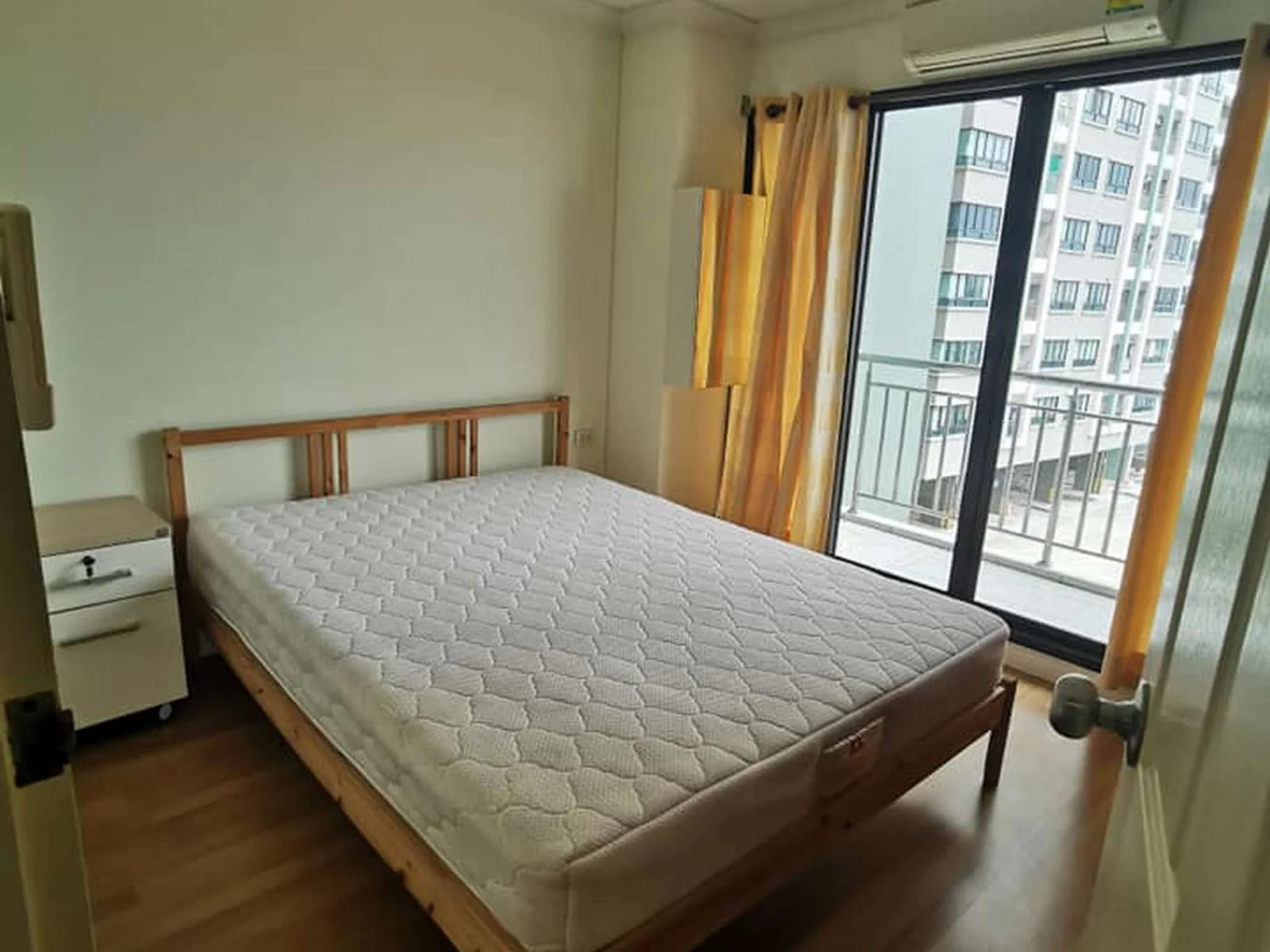 Lumpini Place Narathiwas - Chaopraya — photo 2