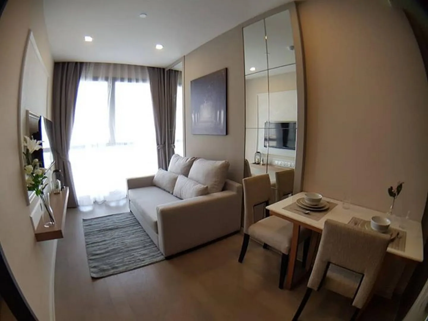 Ashton Asoke — photo 2
