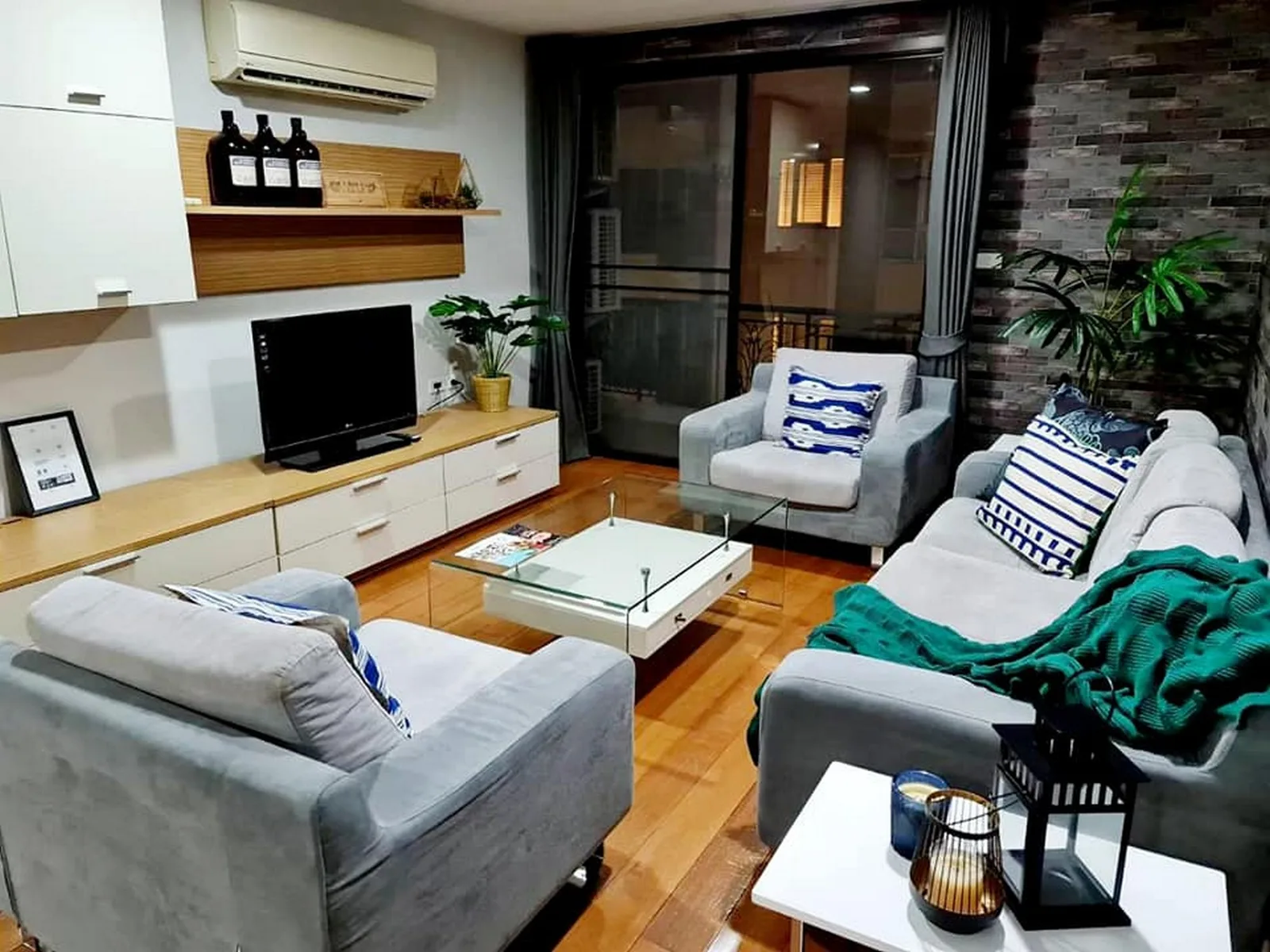 Prime Mansion Sukhumvit 31 — photo 1