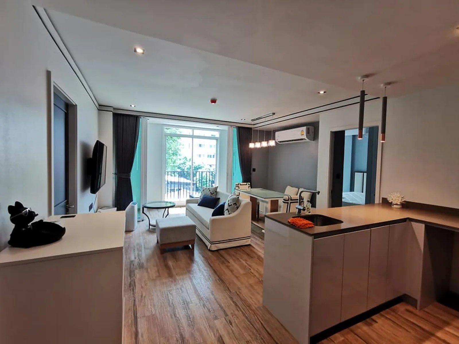 Maestro 01 Sathorn – Yen Akat — photo 2