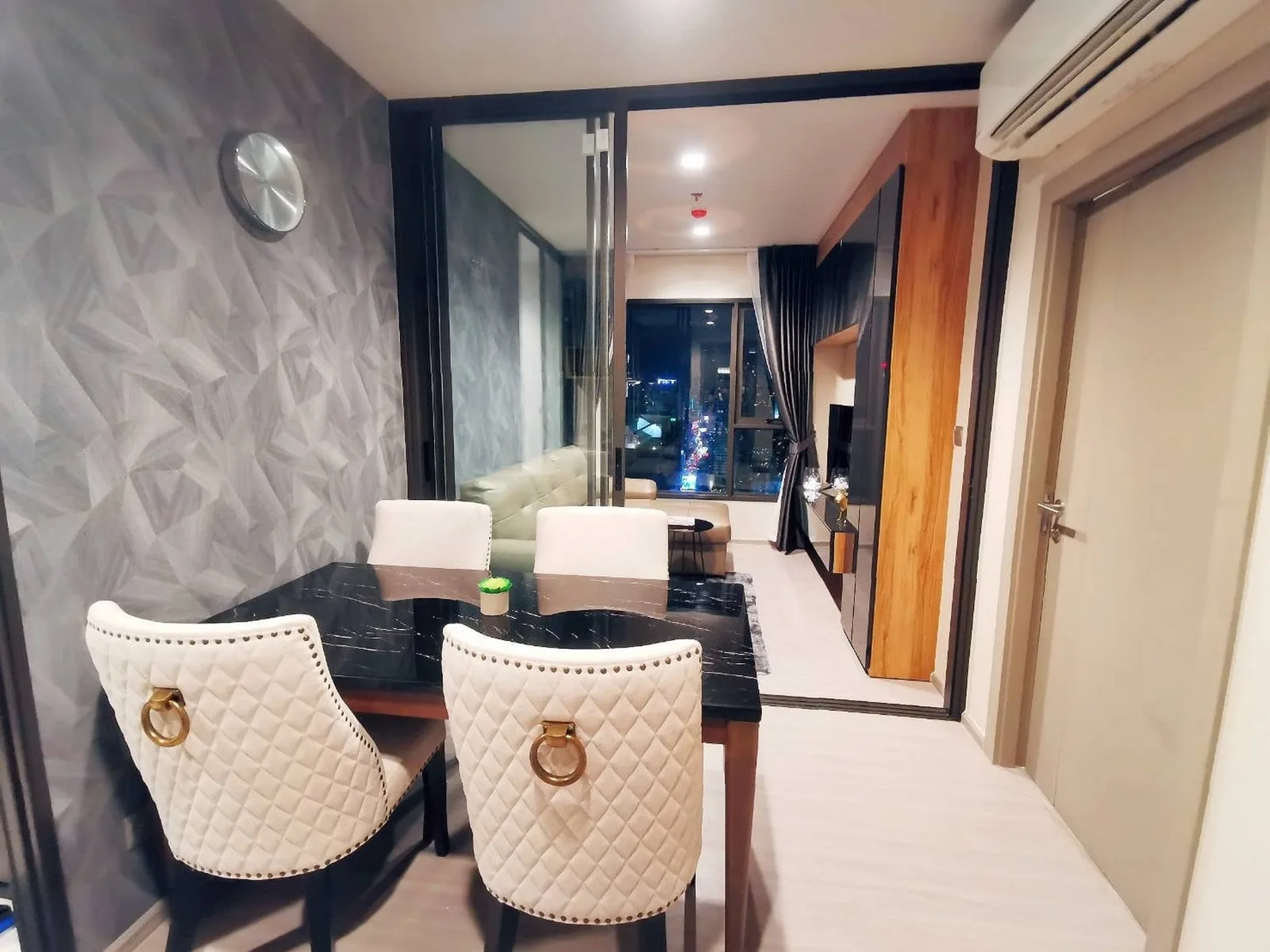 LIFE Asoke - Rama 9 — photo 3