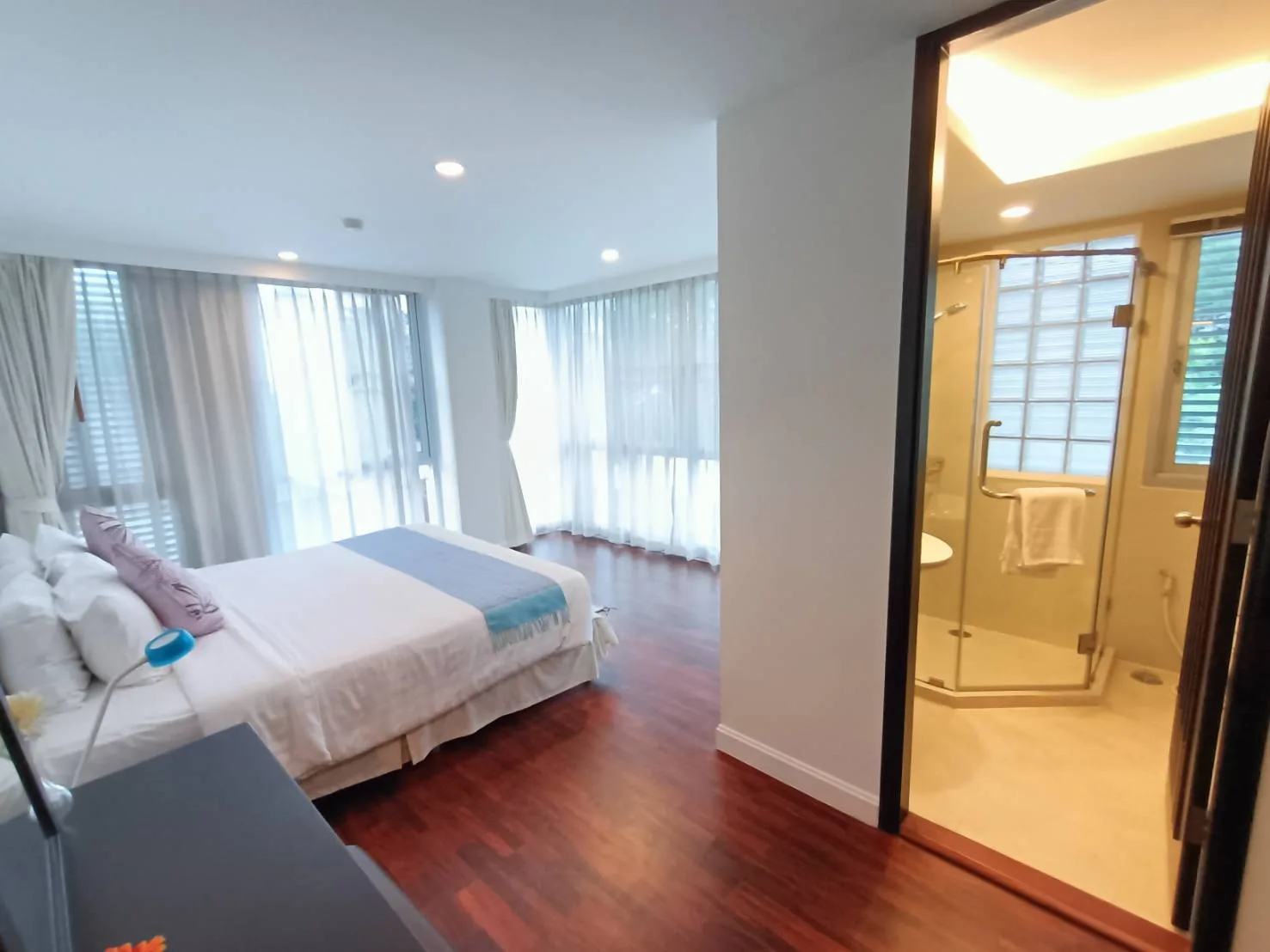 Sathorn Gallery Residences — photo 5