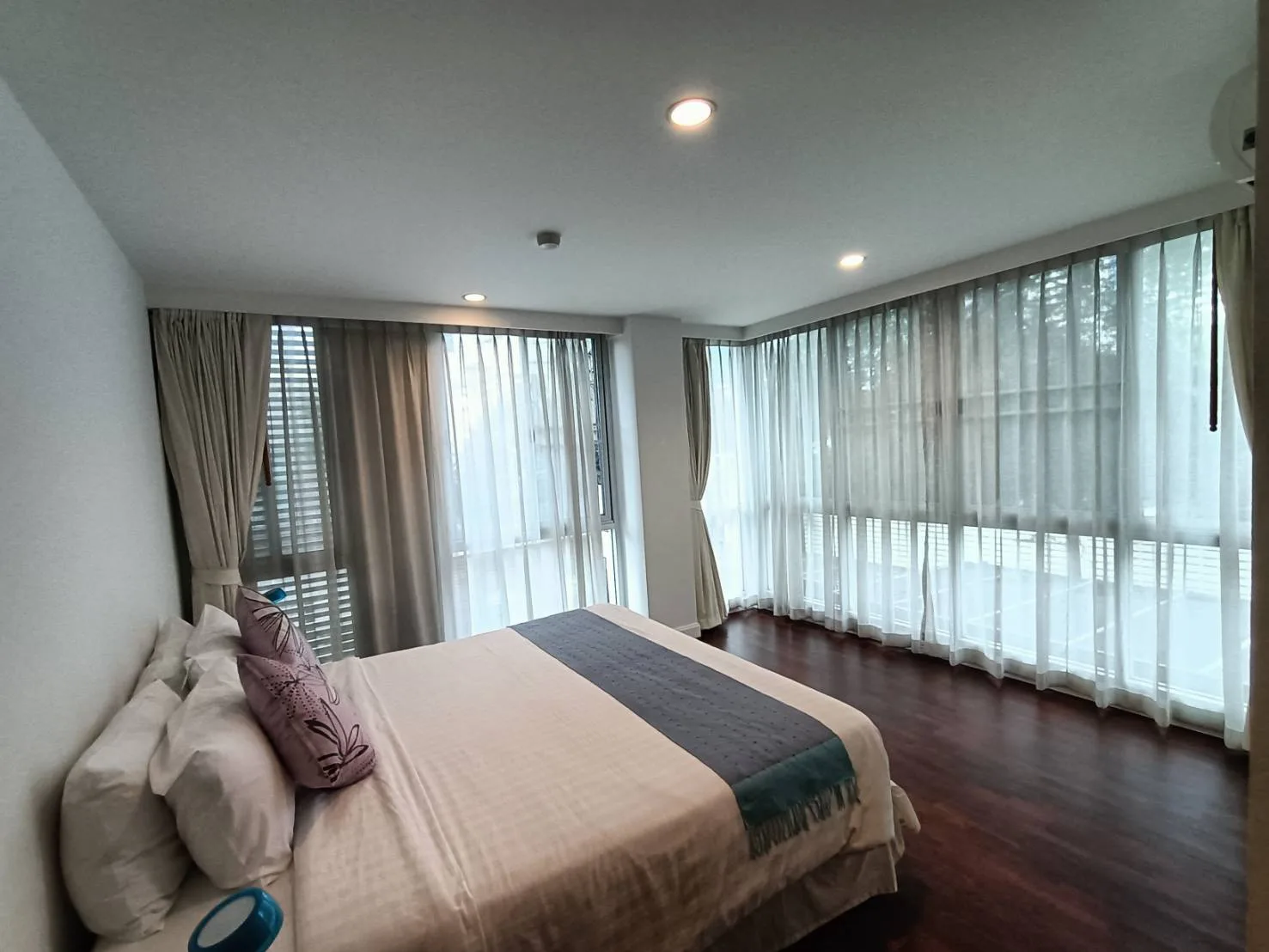 Sathorn Gallery Residences — photo 6