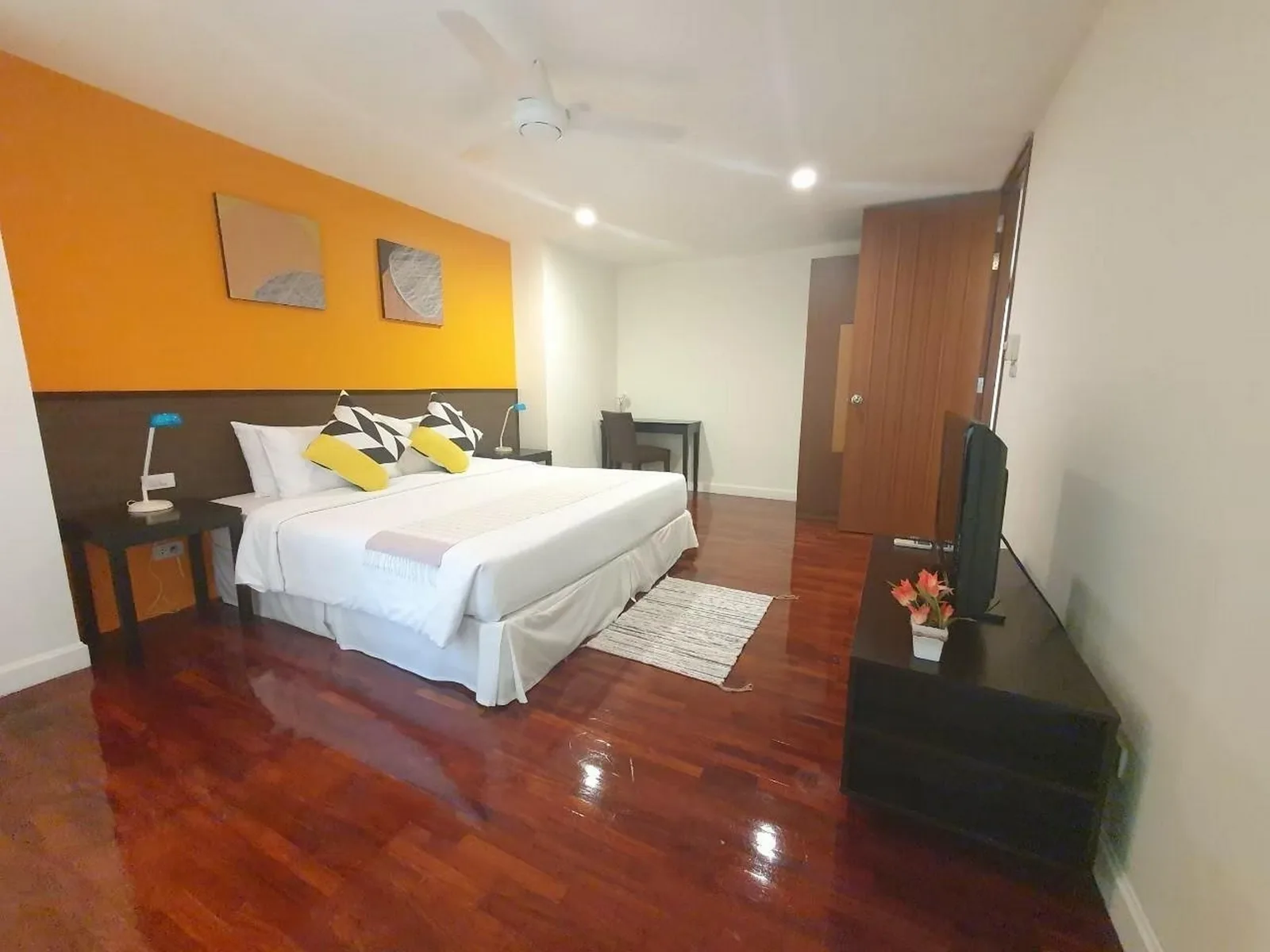 Sathorn Gallery Residences — photo 7