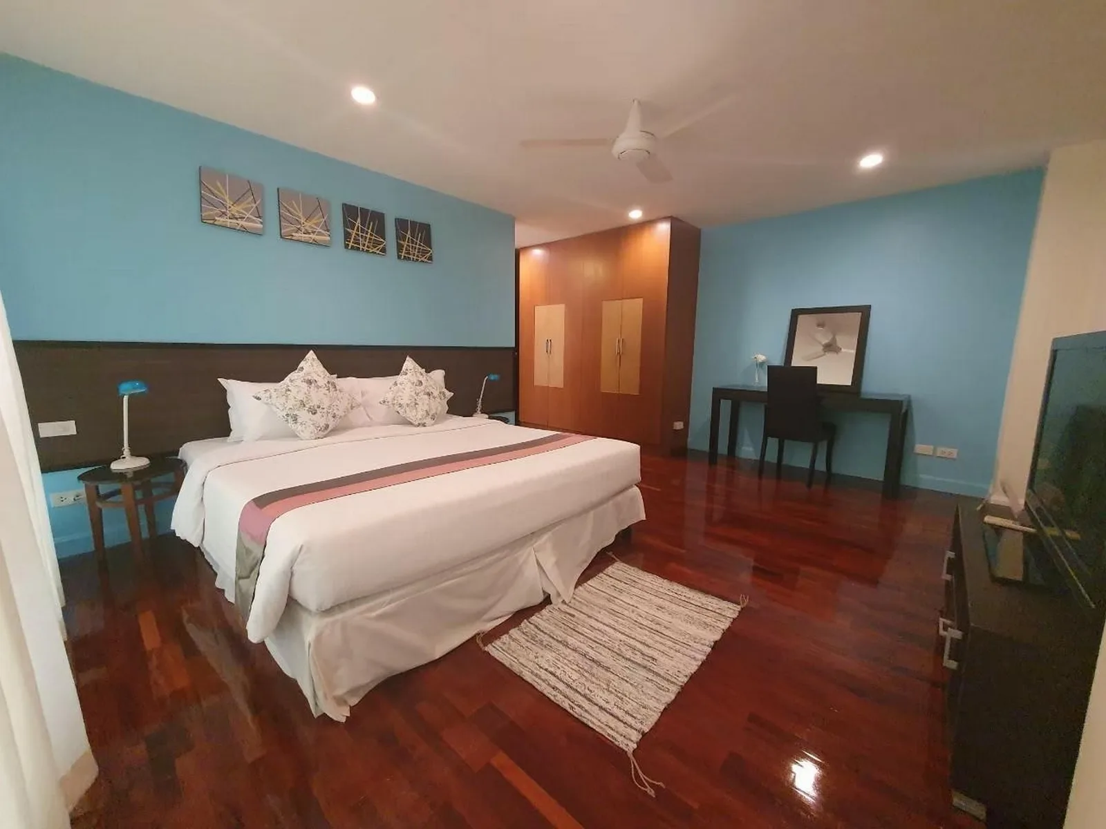 Sathorn Gallery Residences — photo 8