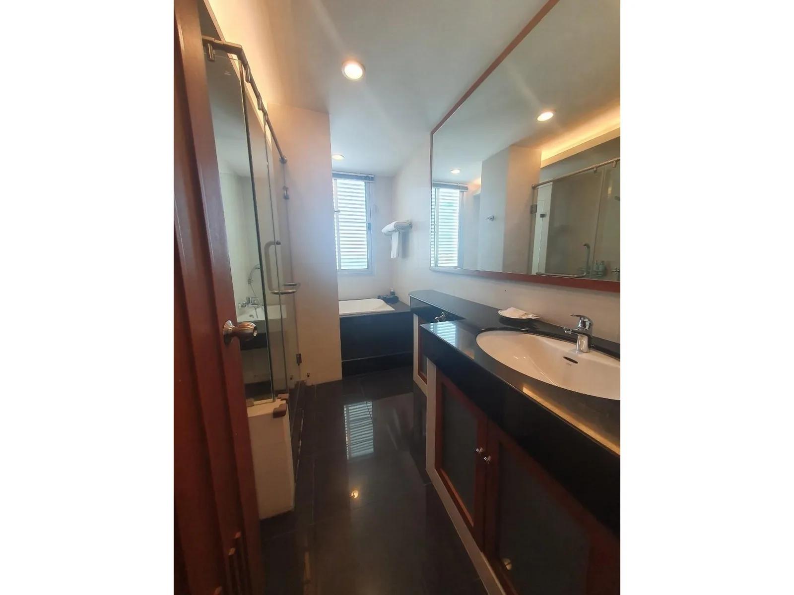 Sathorn Gallery Residences — photo 14