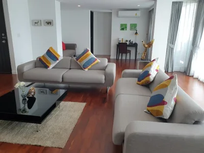 Sathorn Gallery Residences