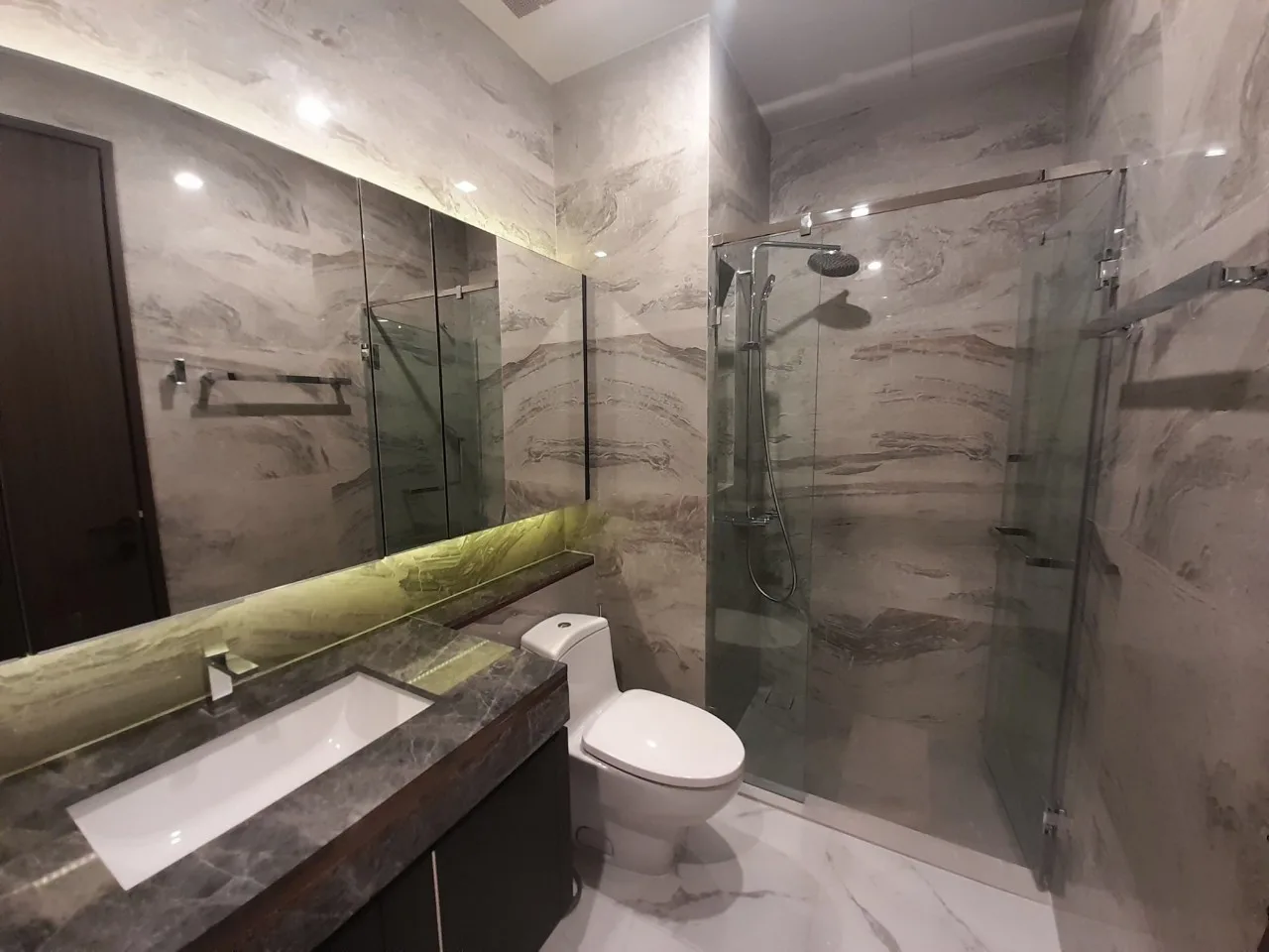Laviq Sukhumvit 57 — photo 15