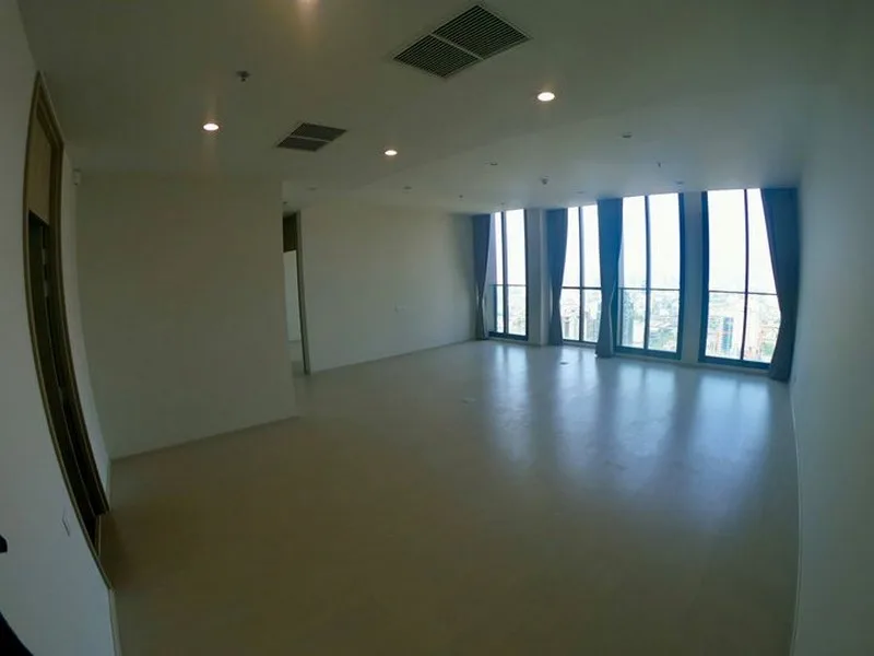 Noble Ploenchit — photo 3