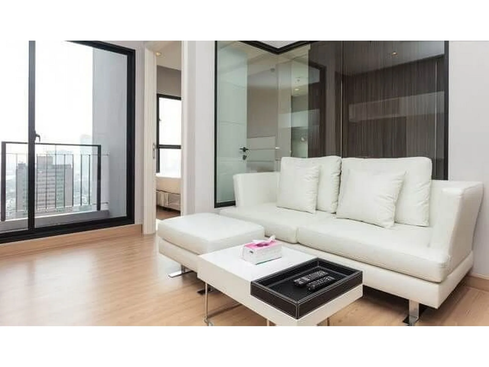 Urbano Absolute Sathon - Taksin — photo 2