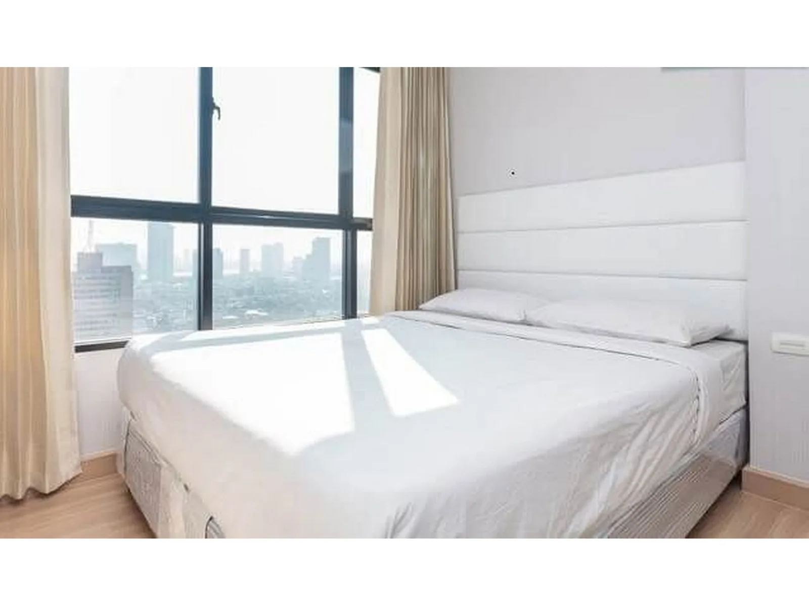Urbano Absolute Sathon - Taksin — photo 8