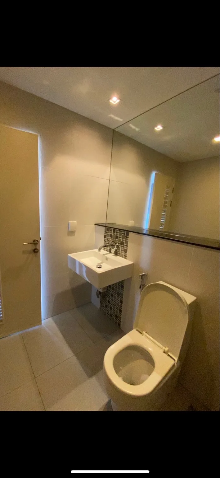 Urbano Absolute Sathon - Taksin — photo 7