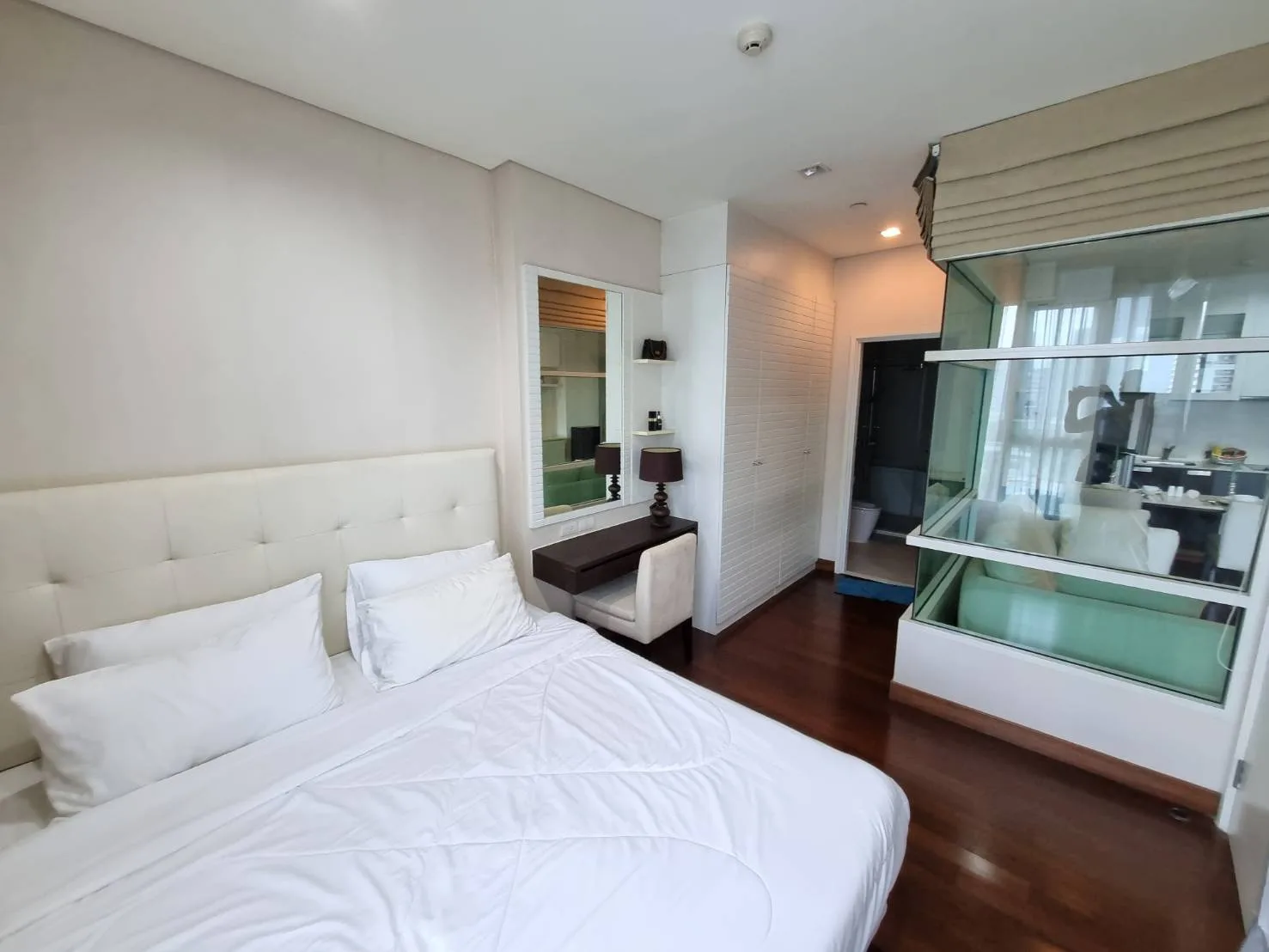 Ivy Thonglor — photo 4