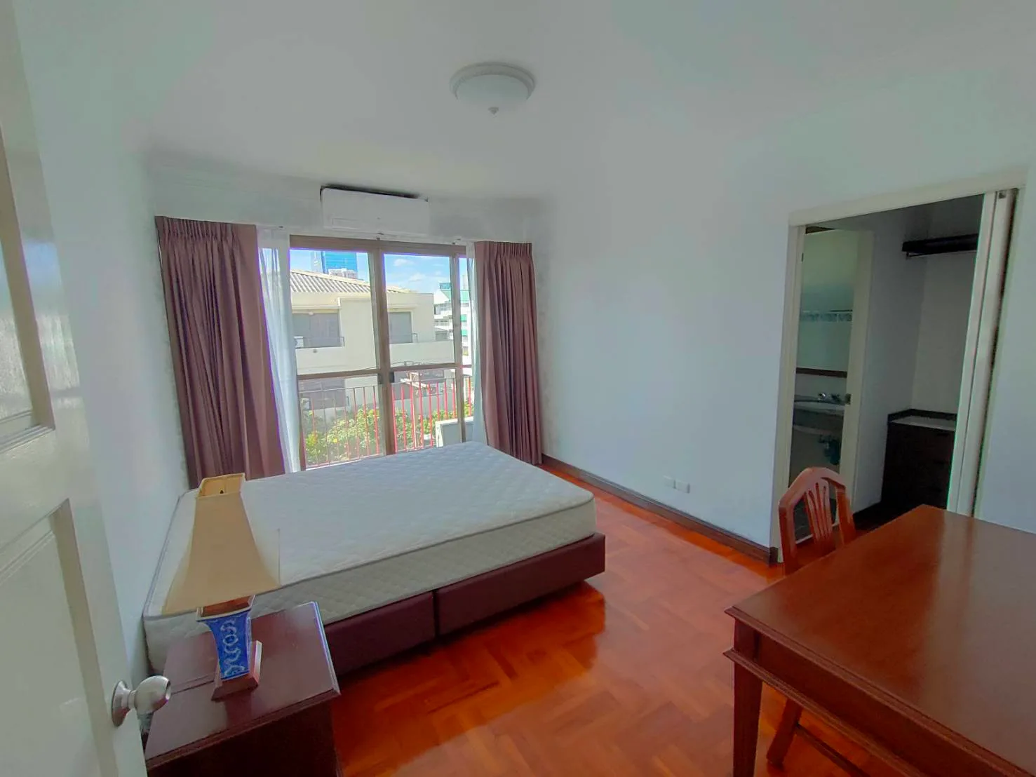 Baan Rajakhru Apartment — photo 4