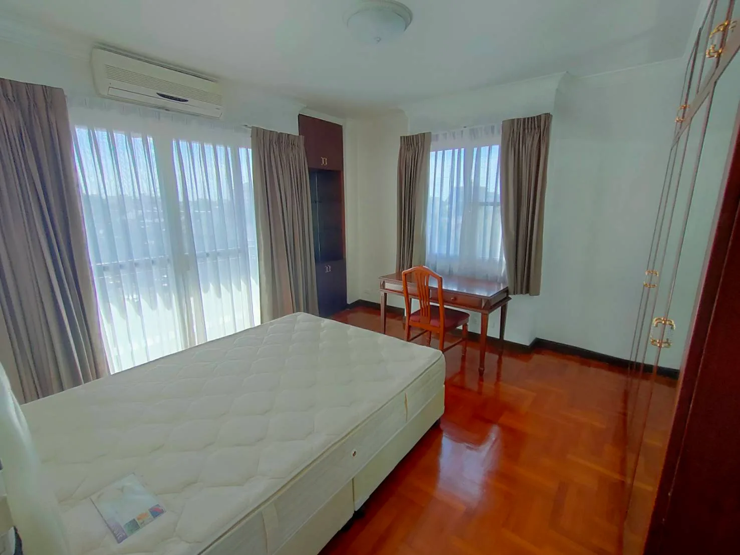 Baan Rajakhru Apartment — photo 10