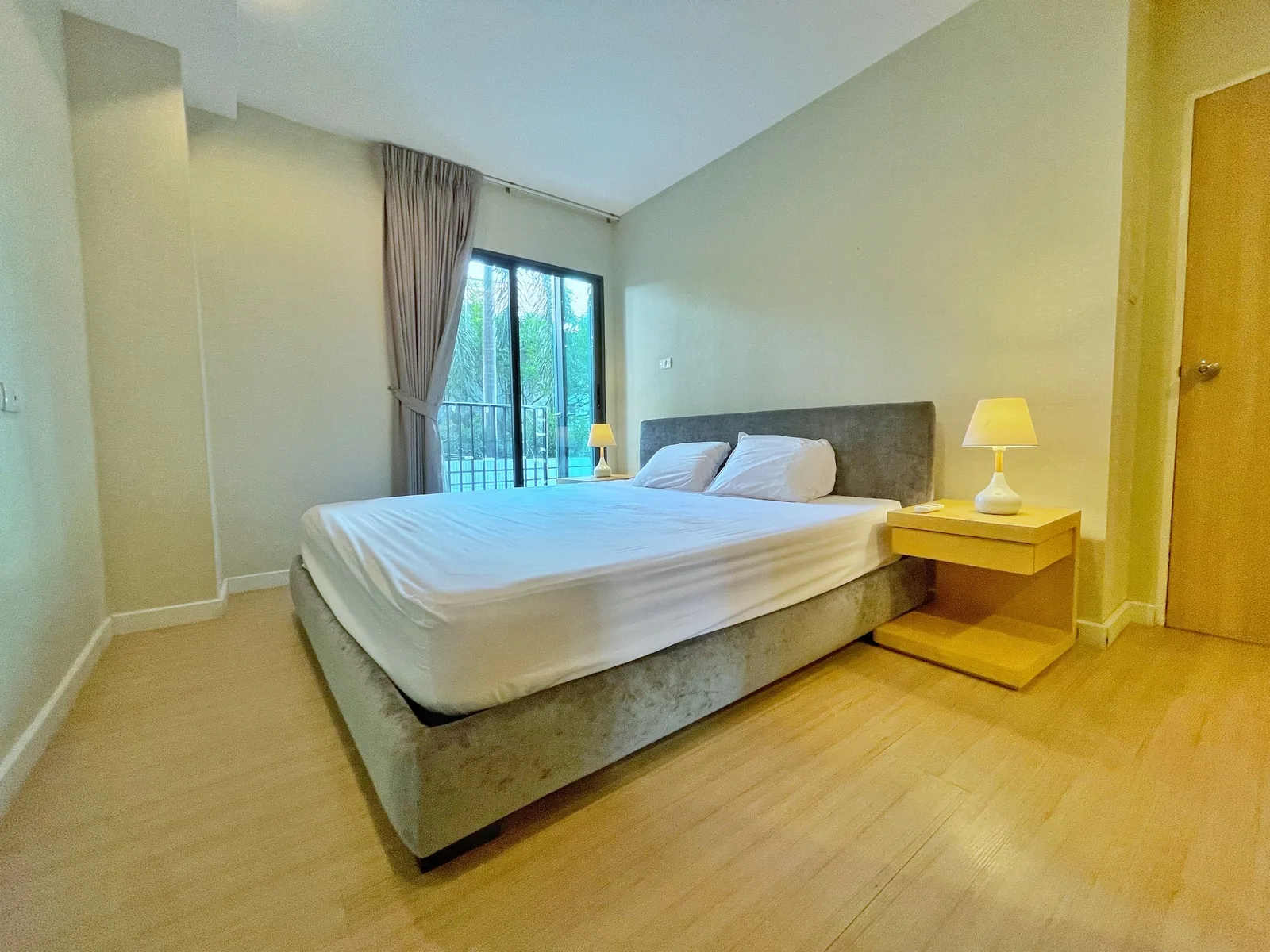 D 25 Thonglor — photo 7