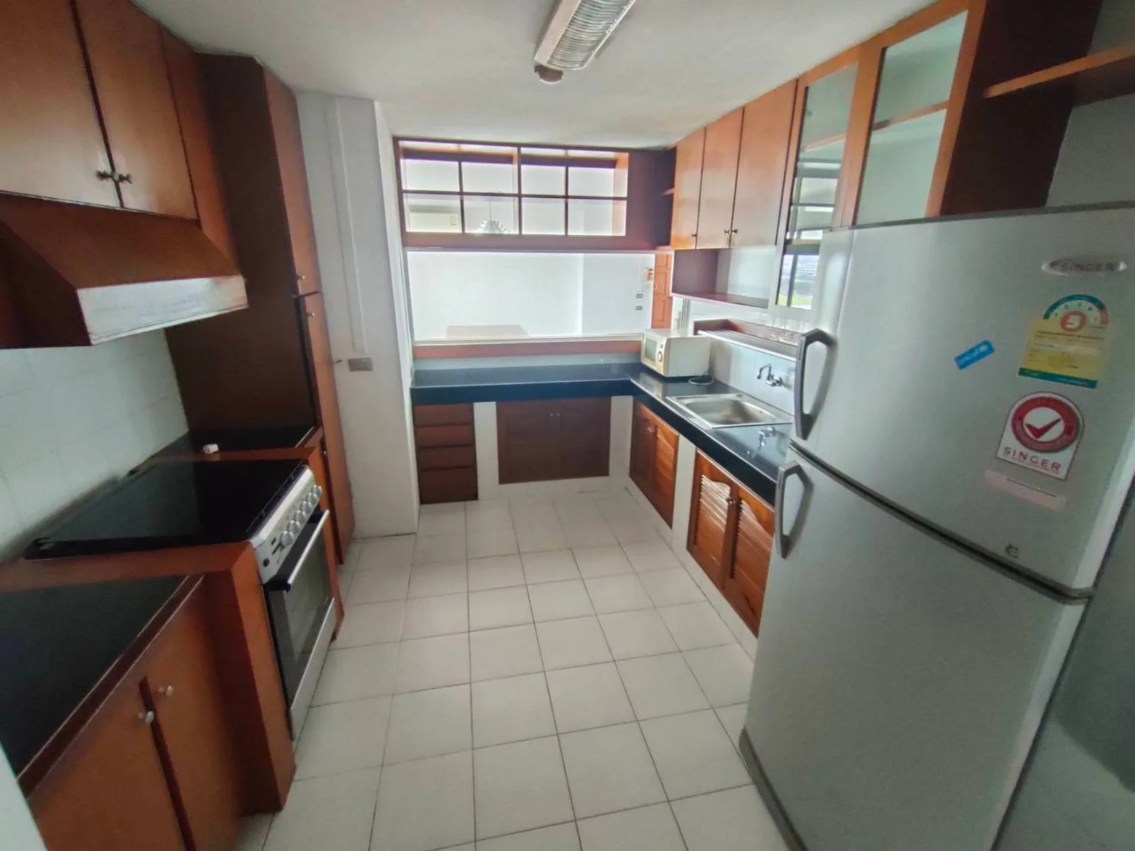 Sripat Court Apartment — photo 12