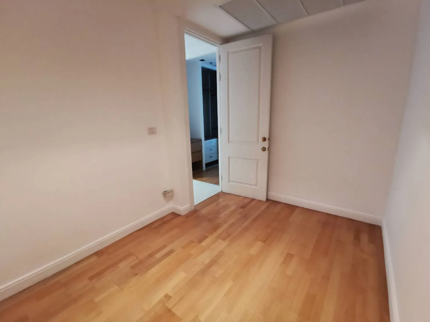Athenee Residence — photo 16