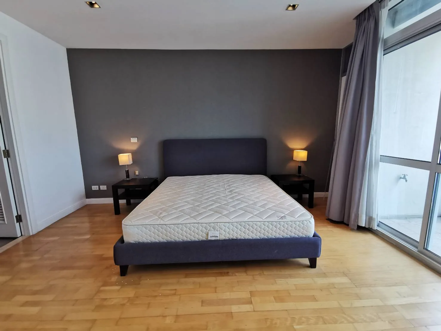 Athenee Residence — photo 8