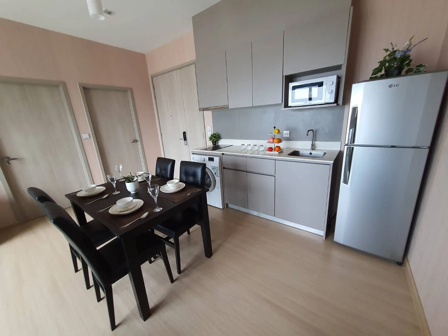 Whizdom Connect Sukhumvit — photo 1