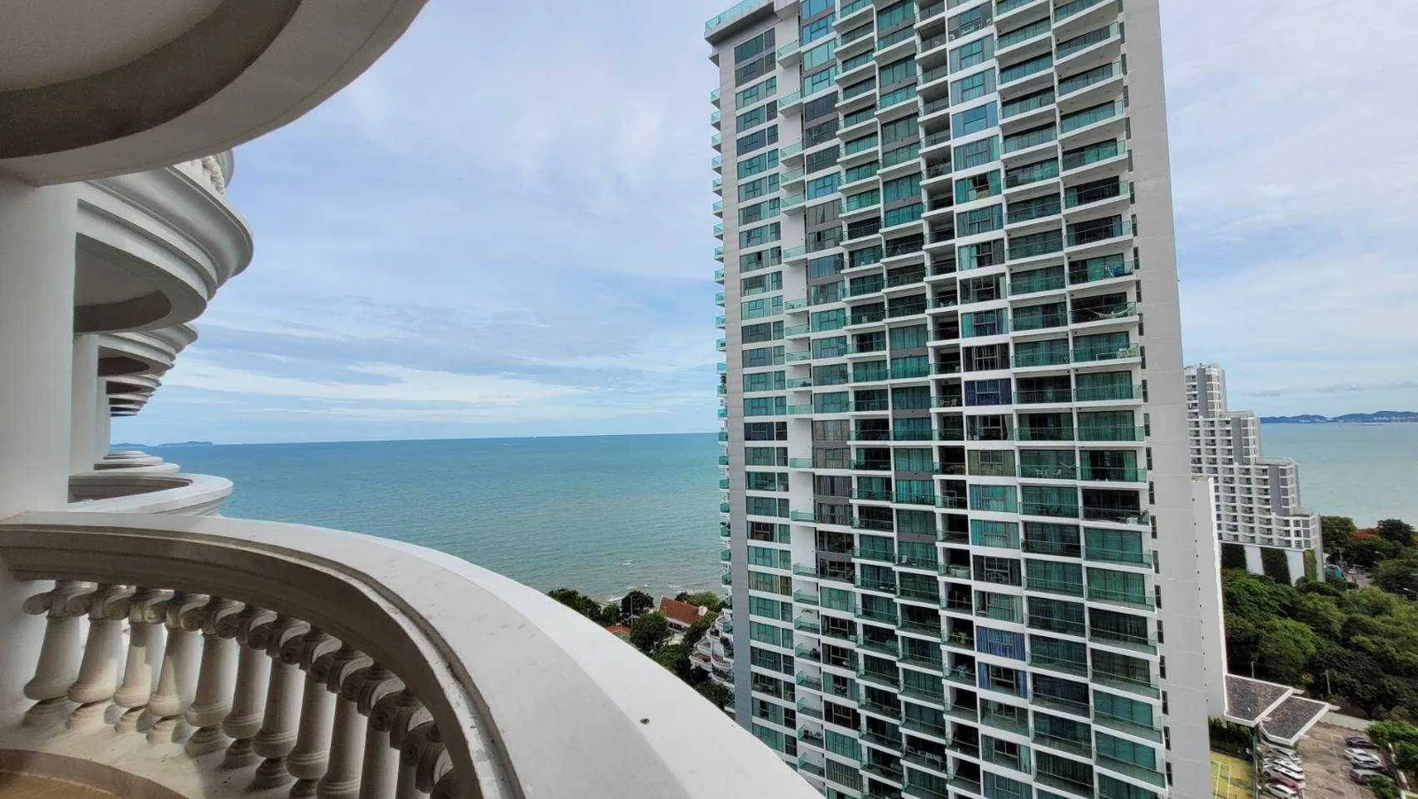 Park Beach Condominium — photo 12