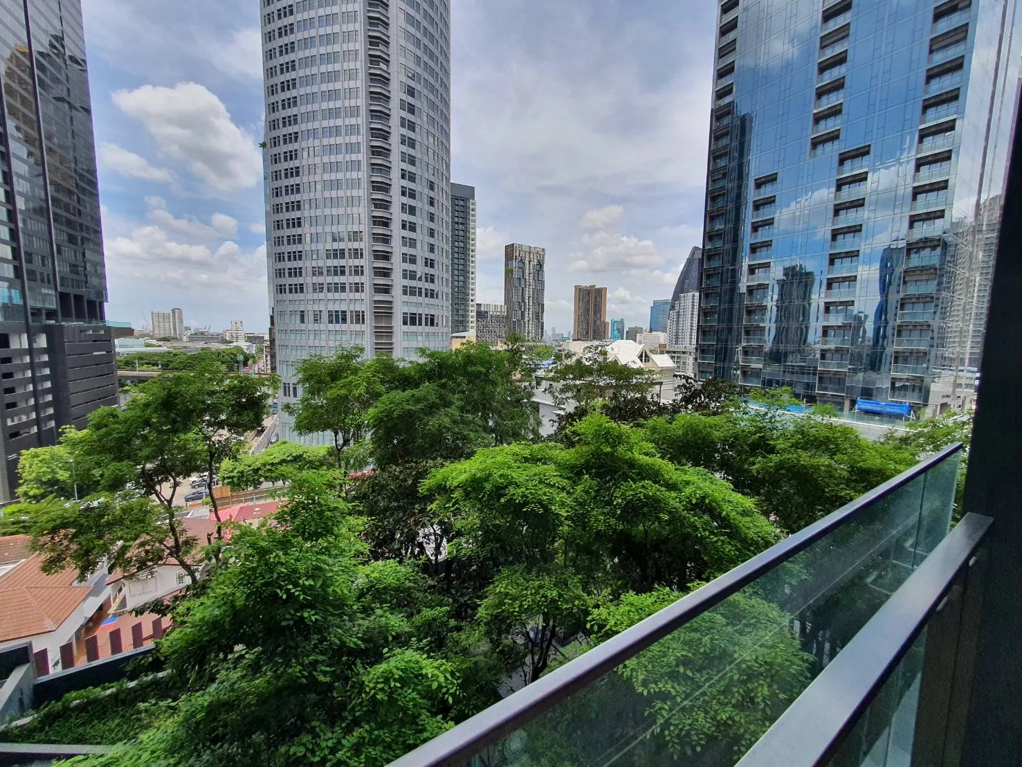 Laviq Sukhumvit 57 — photo 11