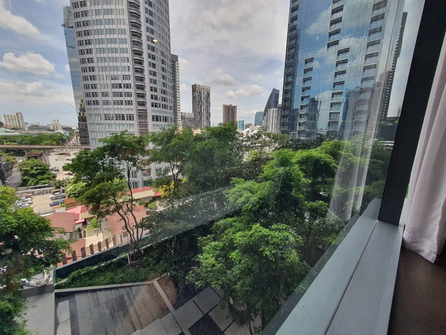 Laviq Sukhumvit 57 — photo 6