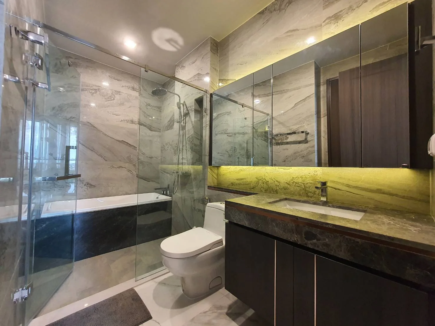 Laviq Sukhumvit 57 — photo 10