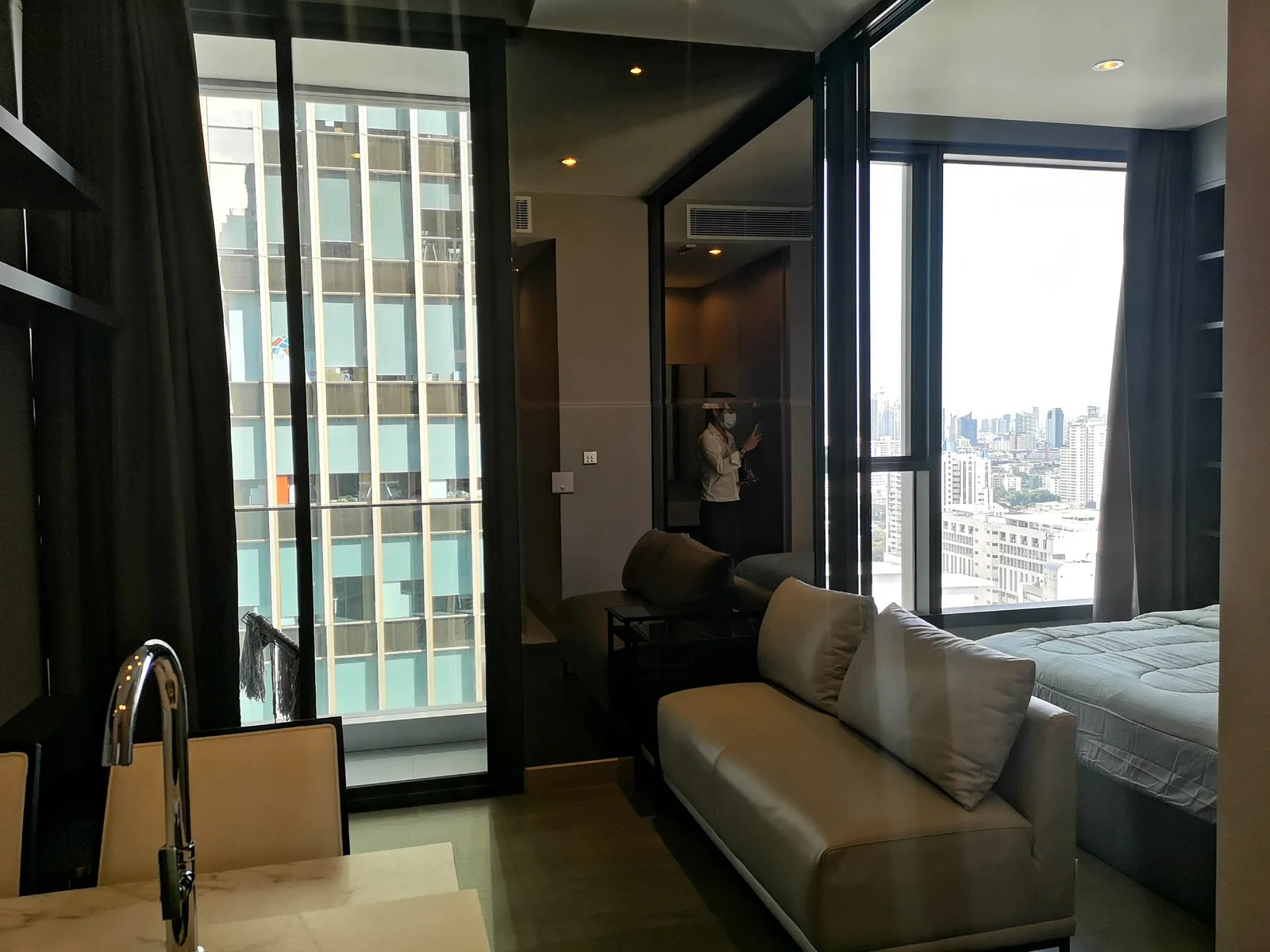 The Esse at Singha Complex — photo 1