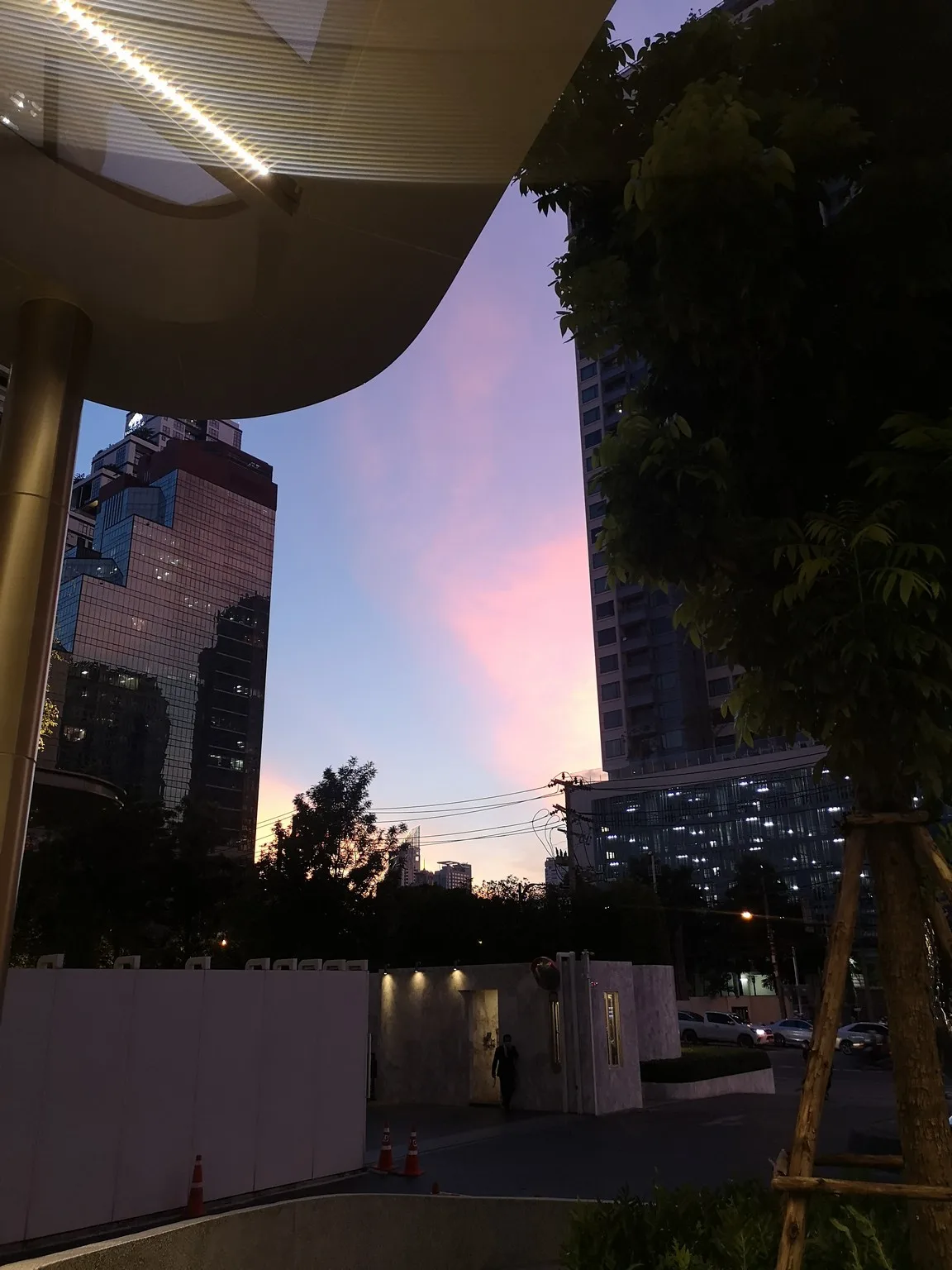 The Esse at Singha Complex — photo 11