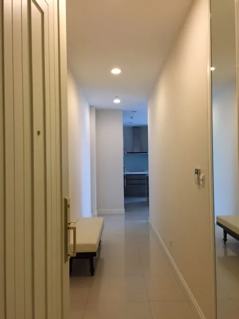 Q Langsuan — photo 3