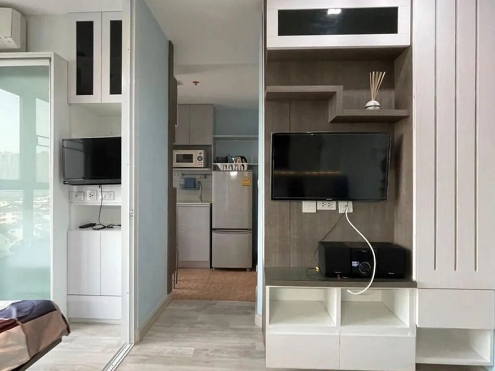Ideo Mobi Sukhumvit 81 — photo 3
