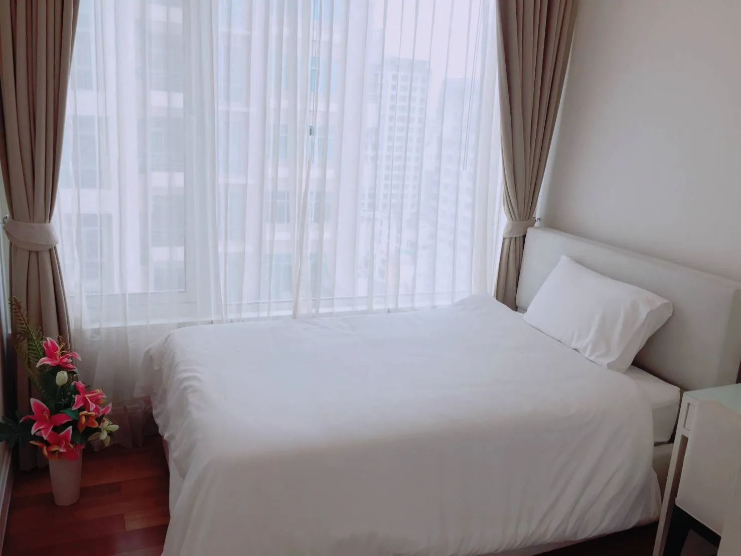 Q Langsuan — photo 9