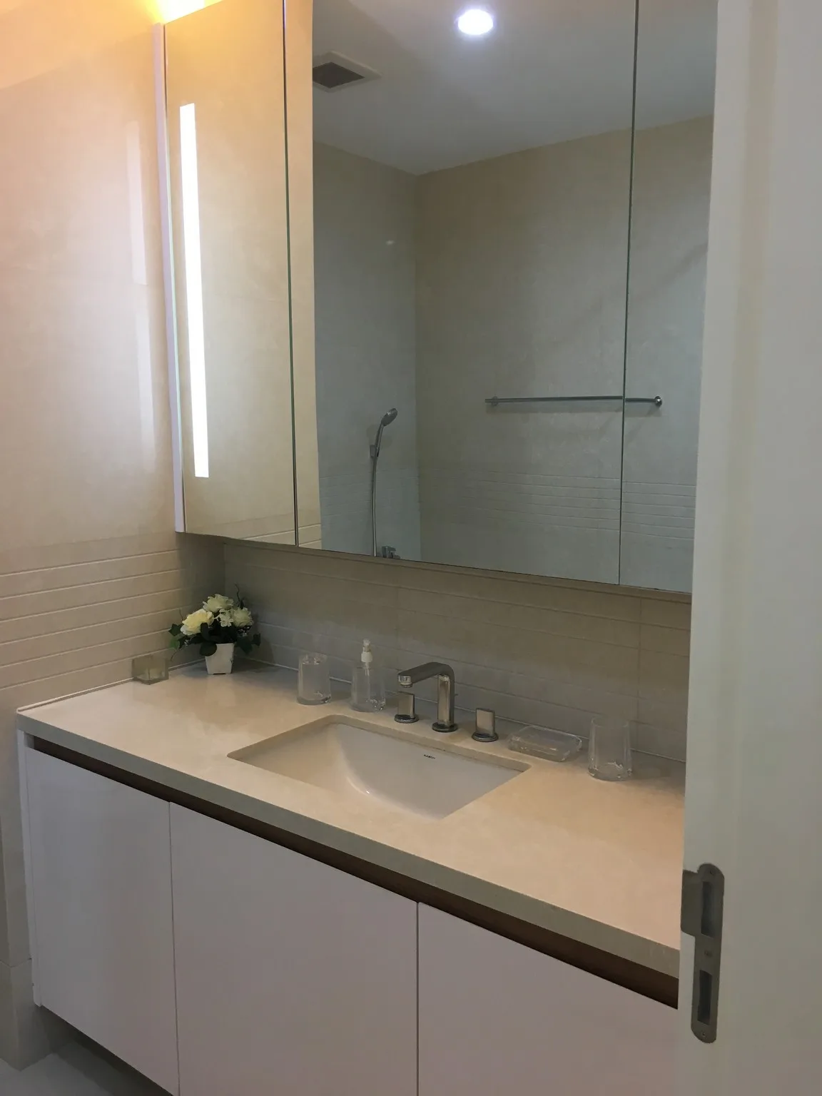 Q Langsuan — photo 12