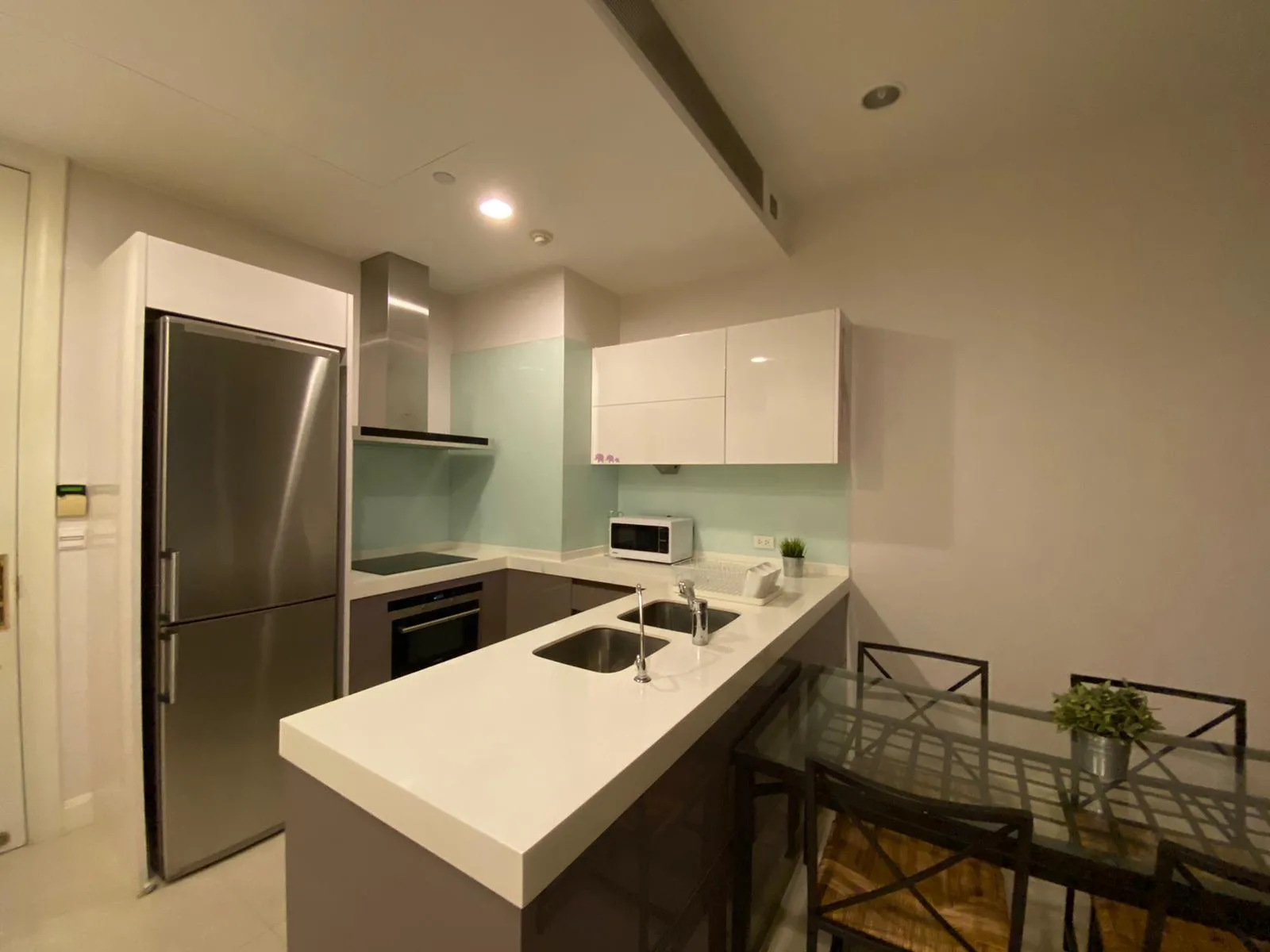 Q Langsuan — photo 10