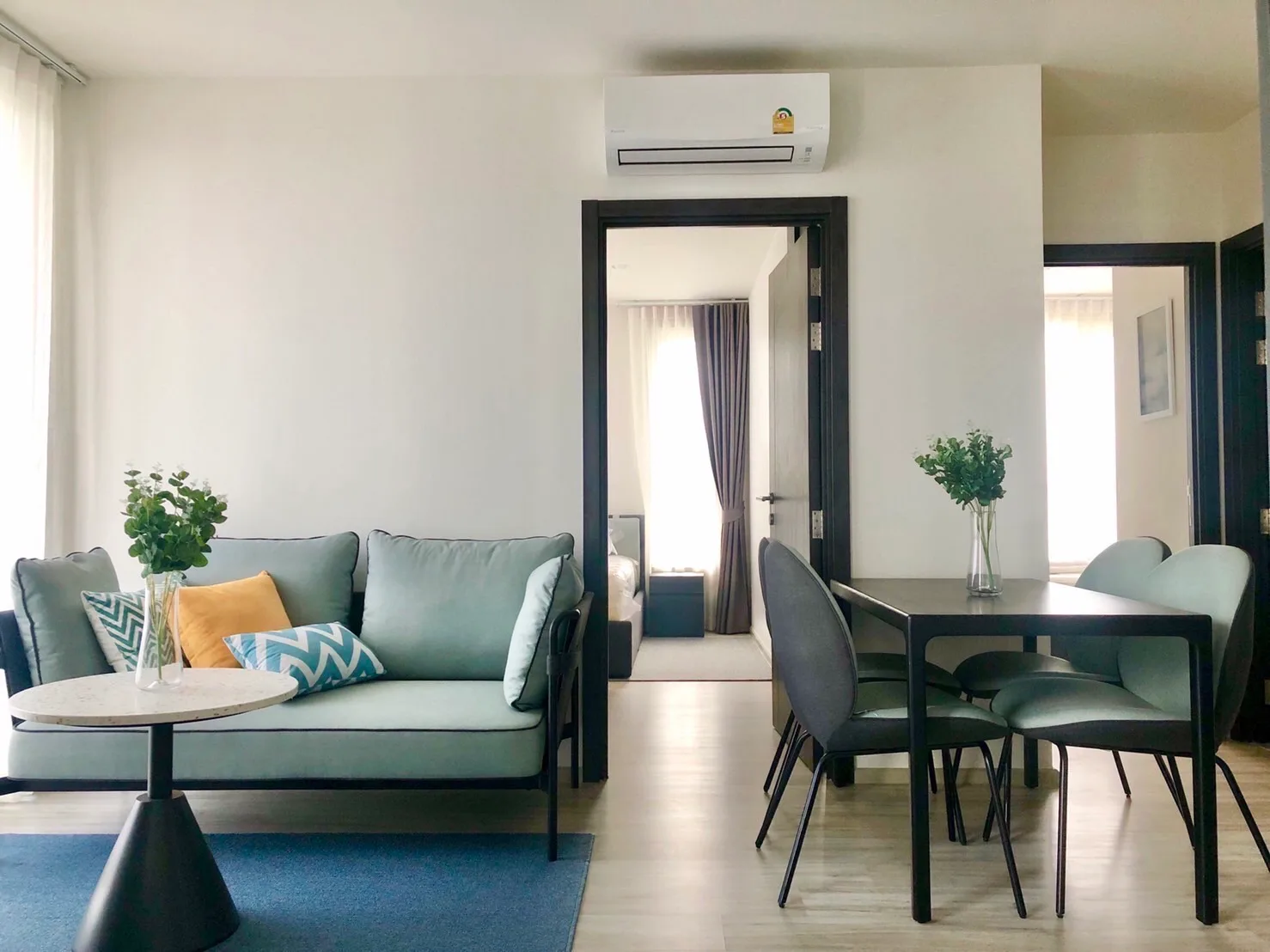 XT Huaikhwang — photo 1