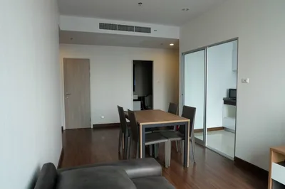 Supalai Lite Sathorn - Charoenrat