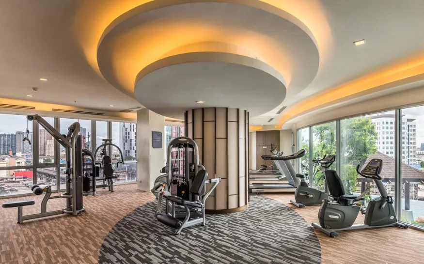 Sky Walk Condominium — photo 8