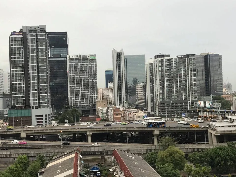 Life Asoke — photo 8