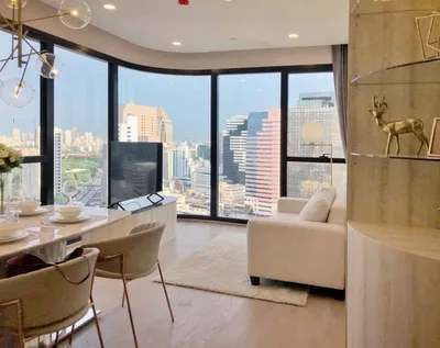 Ashton Chula - Silom