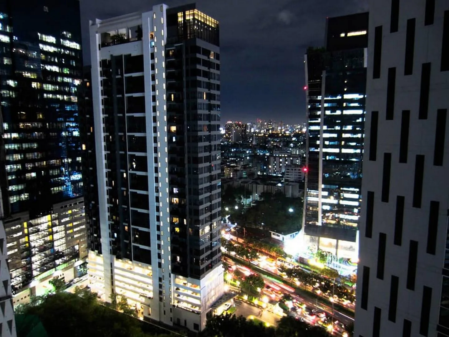 Noble Revolve Ratchada — photo 4