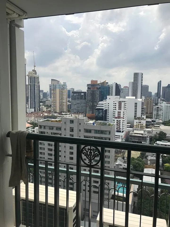 Ivy Thonglor — photo 11
