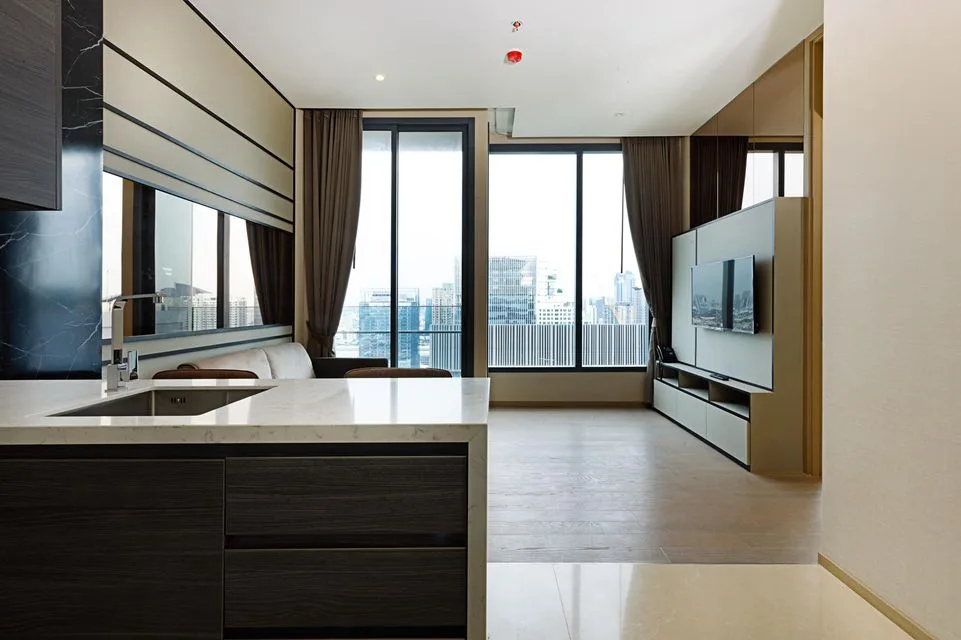 The Esse Asoke — photo 2