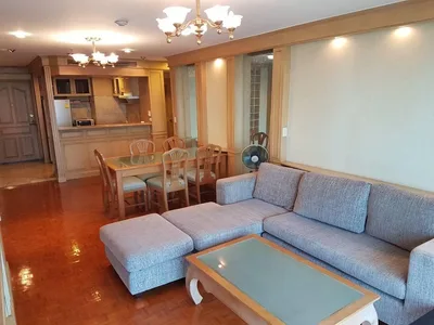 Sukhumvit Suite