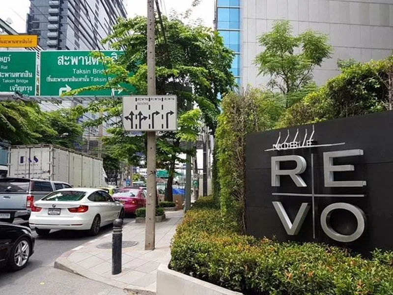 Noble Revolve Silom — photo 2